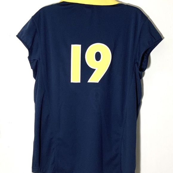 Nike Michigan Authentic Women’s Team Shirt Game Day Issued Large  Condition is U - Picture 2 of 4